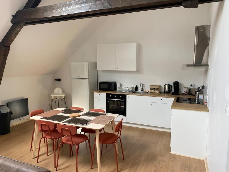 Appartement Emy Spacieux Et Lumineux Sedan Exterior photo